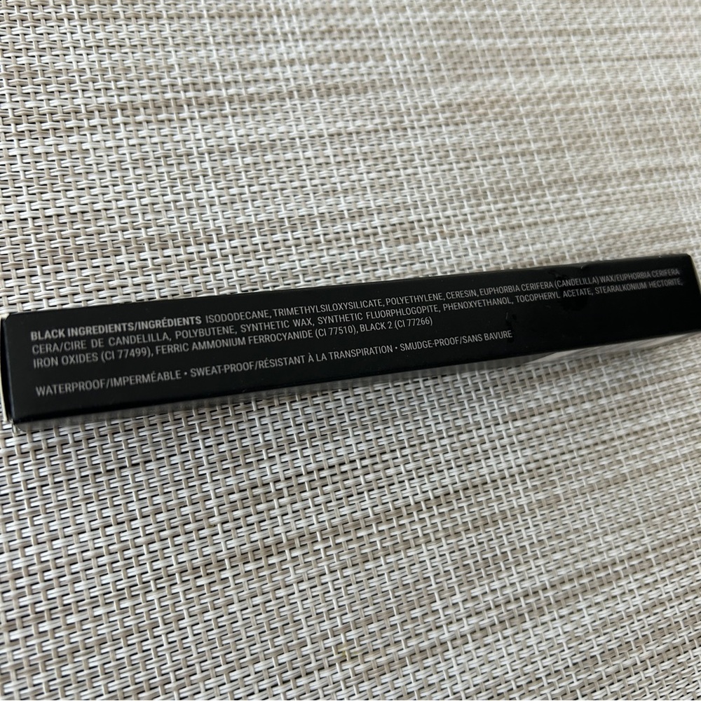 NEW Anastasia of Beverly Hills Norvina Chroma stix makeup pencil BLACK! - Picture 3 of 9